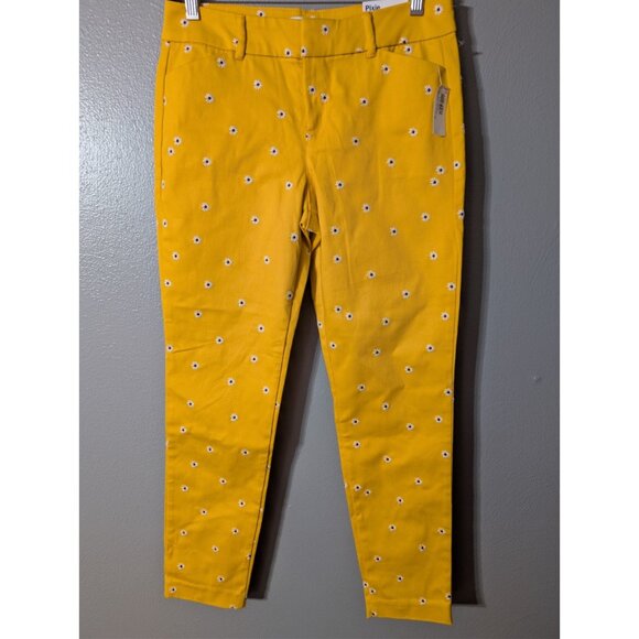Old Navy Pixie Ankle Pants Size 2 Yellow Embroidered Daisy Floral Stretch Chino - Picture 2 of 8